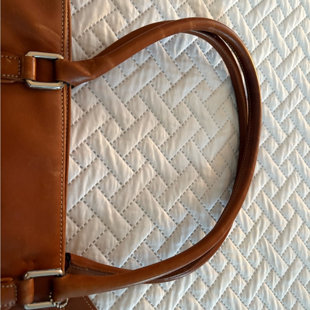 Coach Tan Leather Men's Messenger Bag - Picture 8 of 8